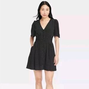 Polka dot crepe mini dress with pockets